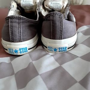 Converse men size 7 Gray and White.